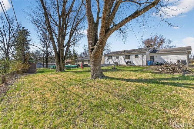 11754 El Somo Court, Florissant, MO 63033