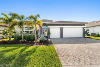 12044 Oleander AVE, Naples, FL 34120