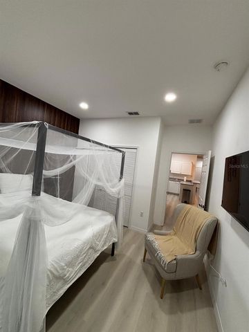 3162 SUN LAKE COURT B, Kissimmee, FL 34747