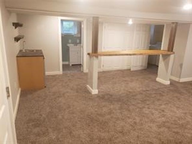 127 Longvue Dr, Ross Twp, PA 15237