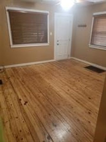 127 Longvue Dr, Ross Twp, PA 15237