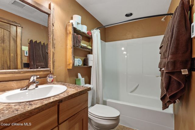 31756 N Riffle RD, Spirit Lake, ID 83869
