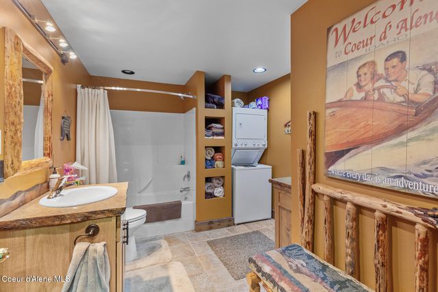 31756 N Riffle RD, Spirit Lake, ID 83869