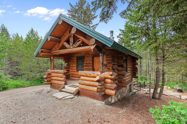 31756 N Riffle RD, Spirit Lake, ID 83869