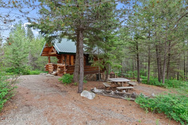 31756 N Riffle RD, Spirit Lake, ID 83869