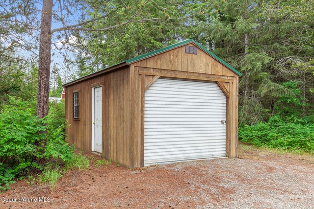 31756 N Riffle RD, Spirit Lake, ID 83869