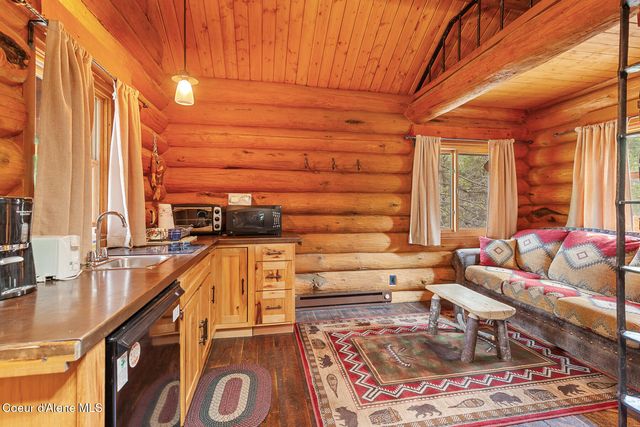 31756 N Riffle RD, Spirit Lake, ID 83869