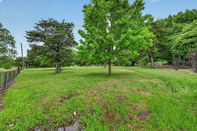 205 Brookwood Court, Ovilla, TX 75154