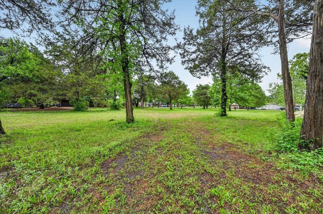 205 Brookwood Court, Ovilla, TX 75154