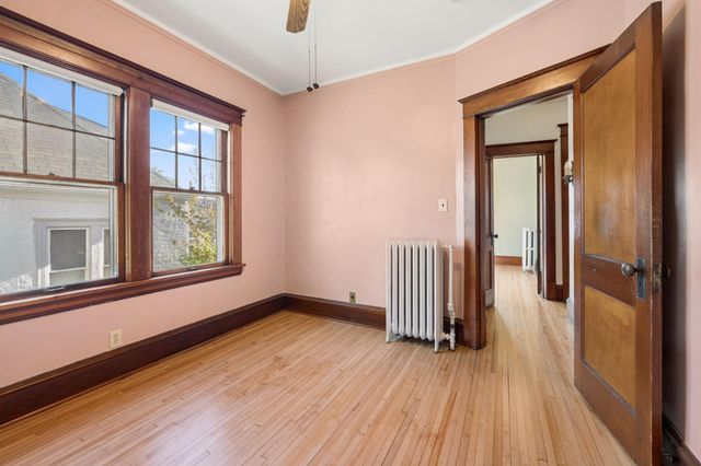 658 Smith Avenue S, Saint Paul, MN 55107