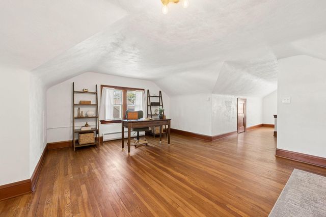 658 Smith Avenue S, Saint Paul, MN 55107
