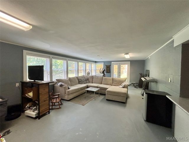 3610 Thomas Avenue, Montgomery, AL 36111