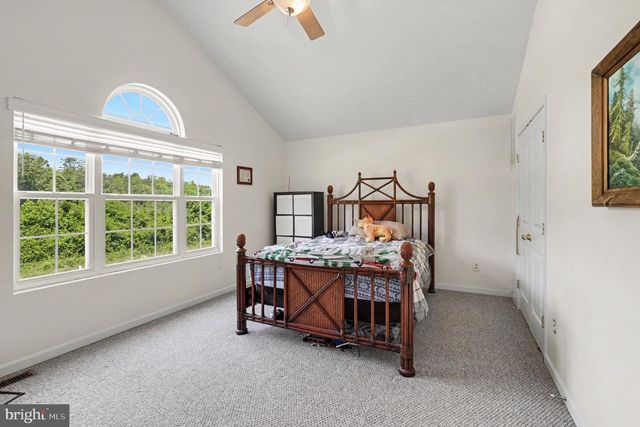 21182 MOUNT RD, Rappahannock Academy, VA 22538