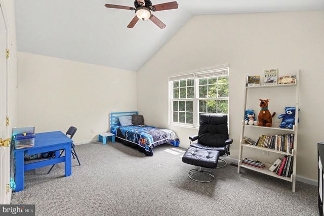 21182 MOUNT RD, Rappahannock Academy, VA 22538