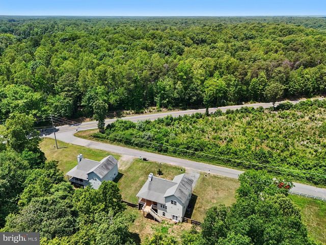 21182 MOUNT RD, Rappahannock Academy, VA 22538