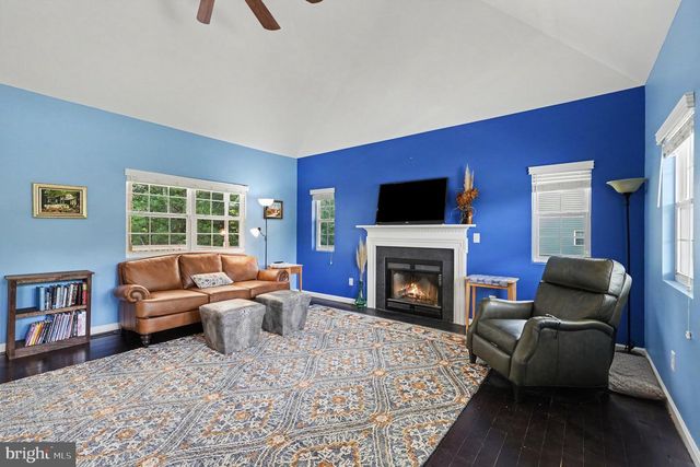21182 MOUNT RD, Rappahannock Academy, VA 22538