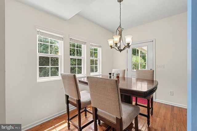 21182 MOUNT RD, Rappahannock Academy, VA 22538