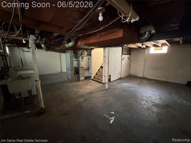 1821 Hanover Street, Lincoln Park, MI 48146