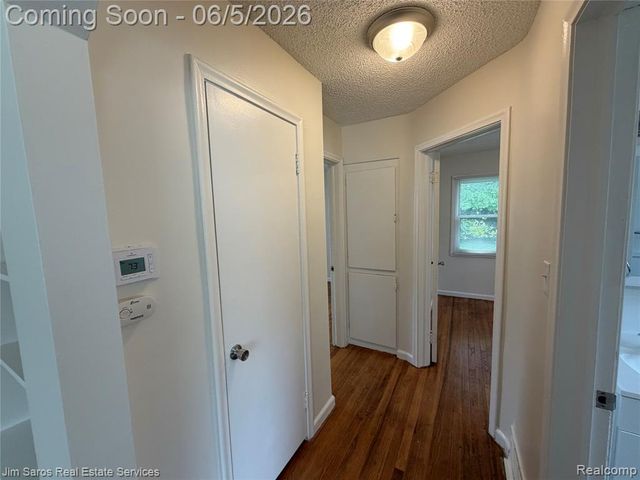 1821 Hanover Street, Lincoln Park, MI 48146