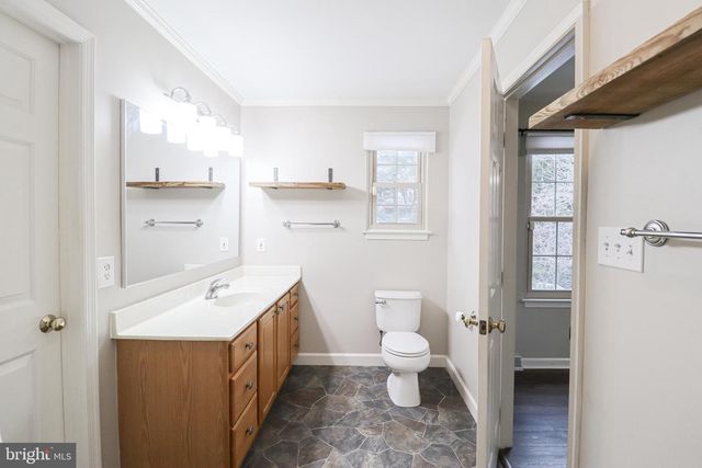 405 BOYD DR, Red Lion, PA 17356