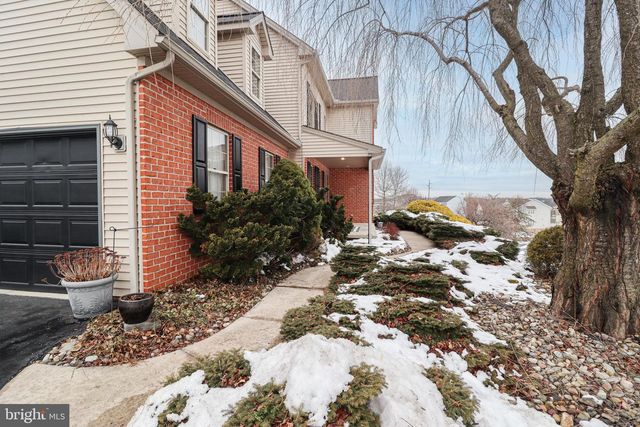 405 BOYD DR, Red Lion, PA 17356