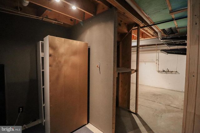 405 BOYD DR, Red Lion, PA 17356