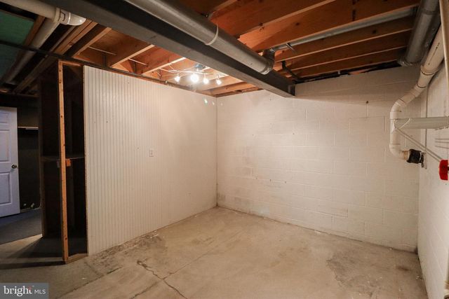 405 BOYD DR, Red Lion, PA 17356