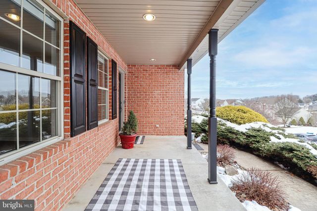 405 BOYD DR, Red Lion, PA 17356