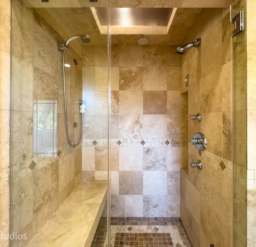 9237 Mason Avenue, Morton Grove, IL 60053