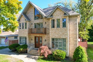 9237 Mason Avenue, Morton Grove, IL 60053