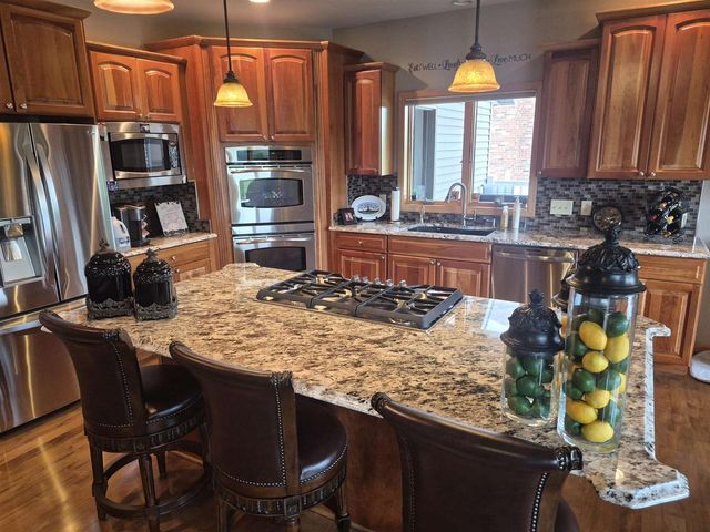 3774 Red Stone Drive, Janesville, WI 53548
