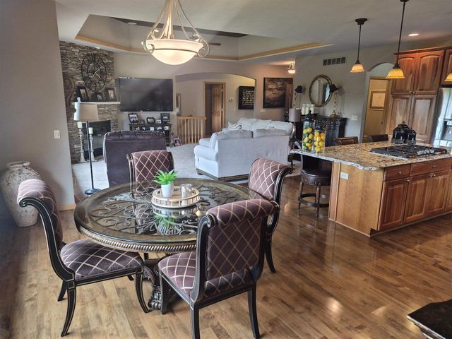 3774 Red Stone Drive, Janesville, WI 53548