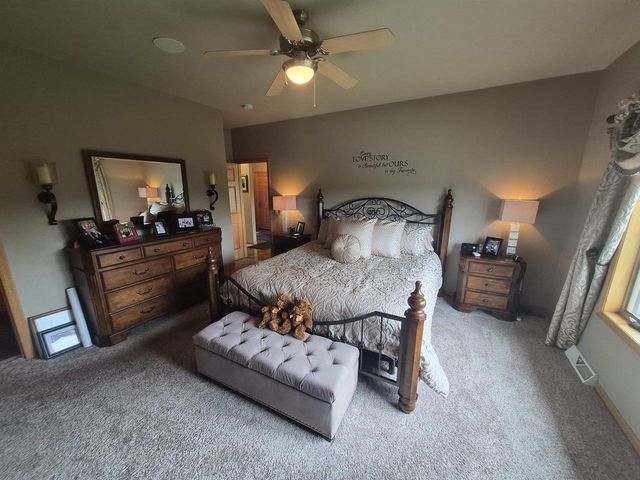 3774 Red Stone Drive, Janesville, WI 53548