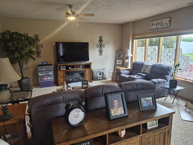 3774 Red Stone Drive, Janesville, WI 53548