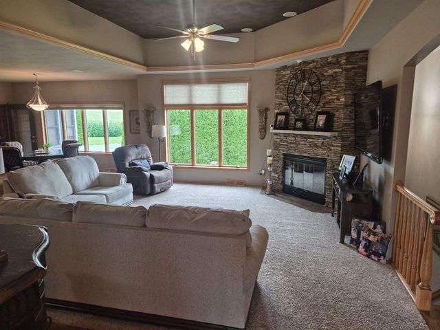 3774 Red Stone Drive, Janesville, WI 53548