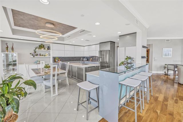 400 BEACH DRIVE NE 2203, St Petersburg, FL 33701