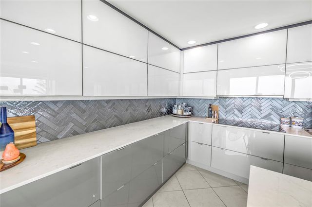 400 BEACH DRIVE NE 2203, St Petersburg, FL 33701