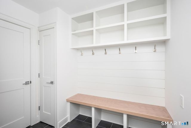 127 Paul Place, Fairfield, CT 06824