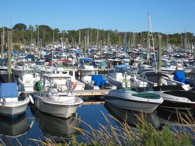 127 Paul Place, Fairfield, CT 06824