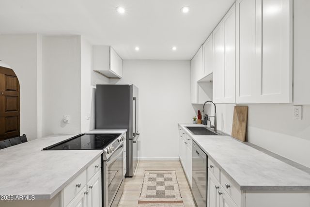 7557 N DREAMY DRAW Drive 275, Phoenix, AZ 85020