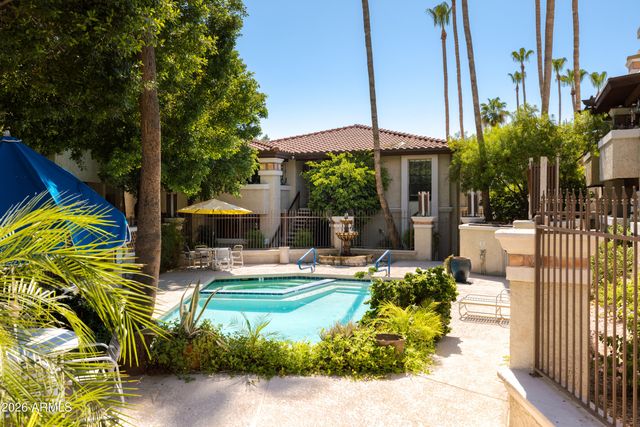 7557 N DREAMY DRAW Drive 275, Phoenix, AZ 85020