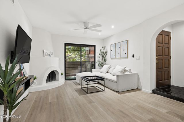 7557 N DREAMY DRAW Drive 275, Phoenix, AZ 85020
