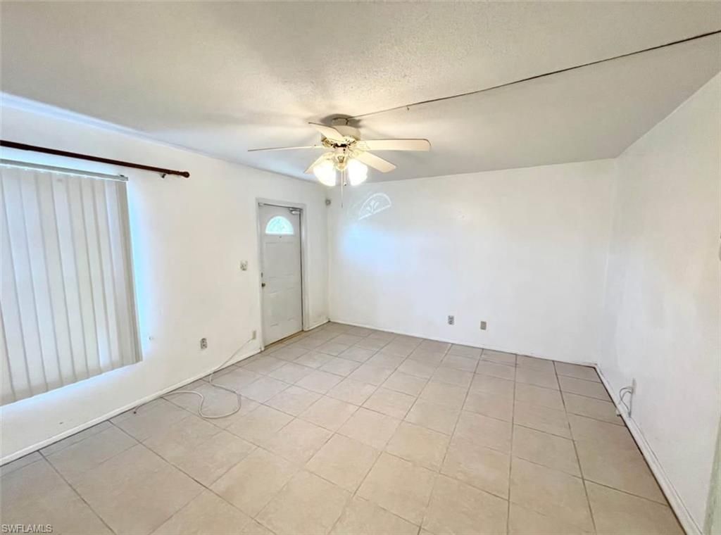 10 Temple CT, LEHIGH ACRES, FL 33936 — photo 3