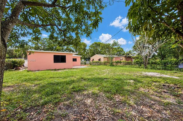 835 NW 126th Street, North Miami, FL 33168