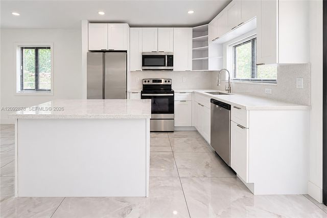835 NW 126th Street, North Miami, FL 33168