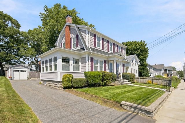 646 New Boston Rd, Fall River, MA 02720