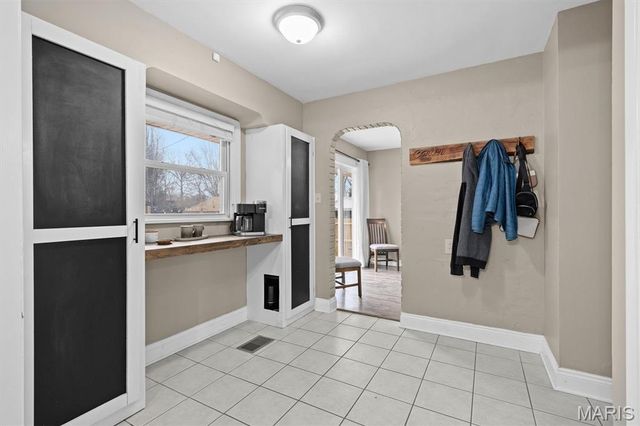 270 S 9th Street, Wood River, IL 62095