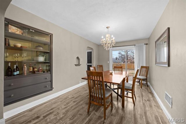 270 S 9th Street, Wood River, IL 62095