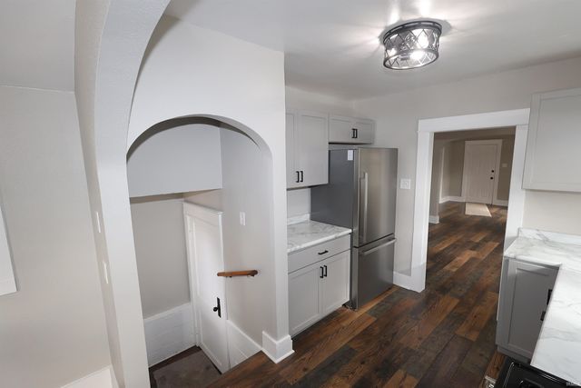 1221 Columbian Avenue, Elkhart, IN 46514