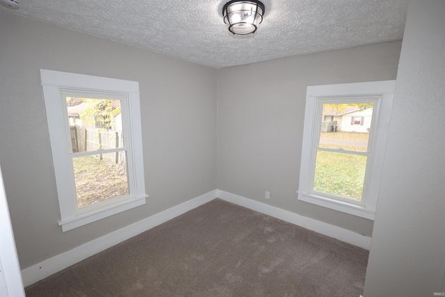 1221 Columbian Avenue, Elkhart, IN 46514